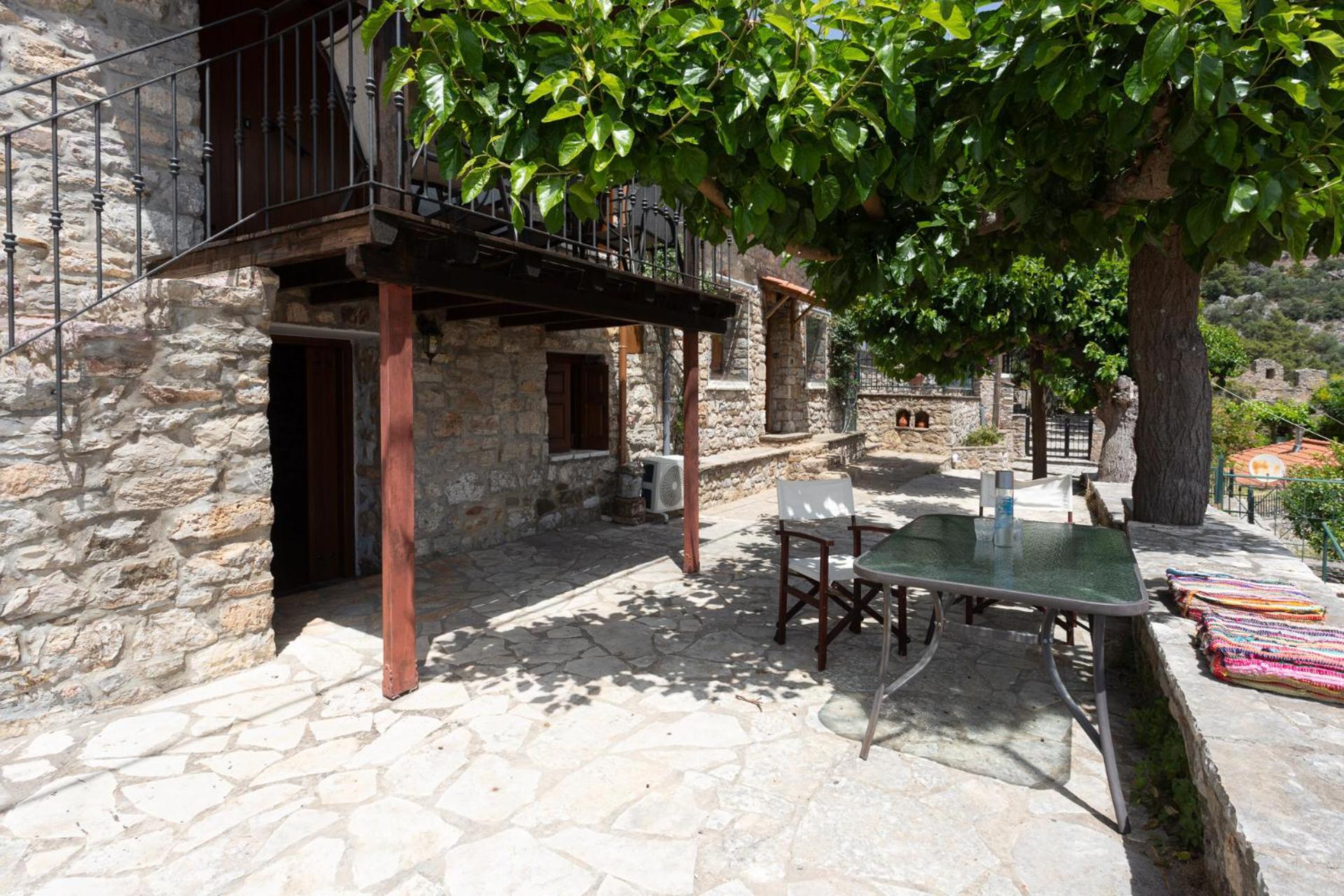 To Spiti Sto Castro Apartment Nafpaktos Exterior photo
